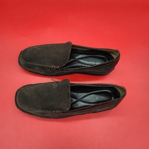 Lands’ End Brown Suede Leather Loafers Crepe Sole Women's 9M Made in Brazil - Picture 2 of 13